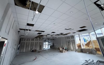 Le guide complet en 7 étapes pour la mise en service électrique de votre magasin neuf ou rénové