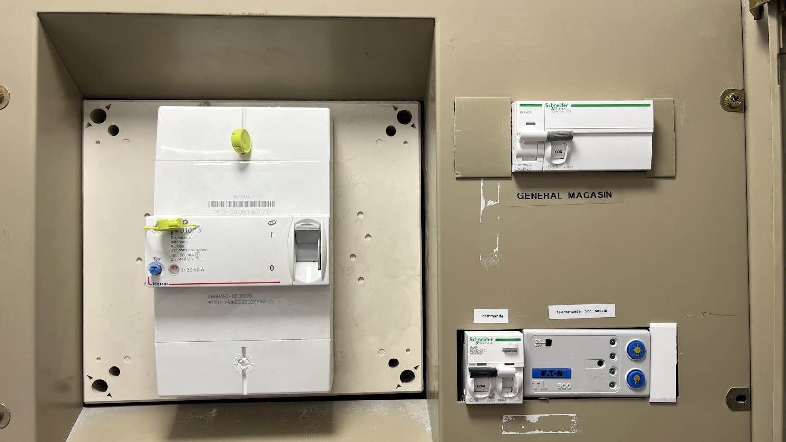 Les 7 étapes de la mise en service électrique réussie de votre magasin